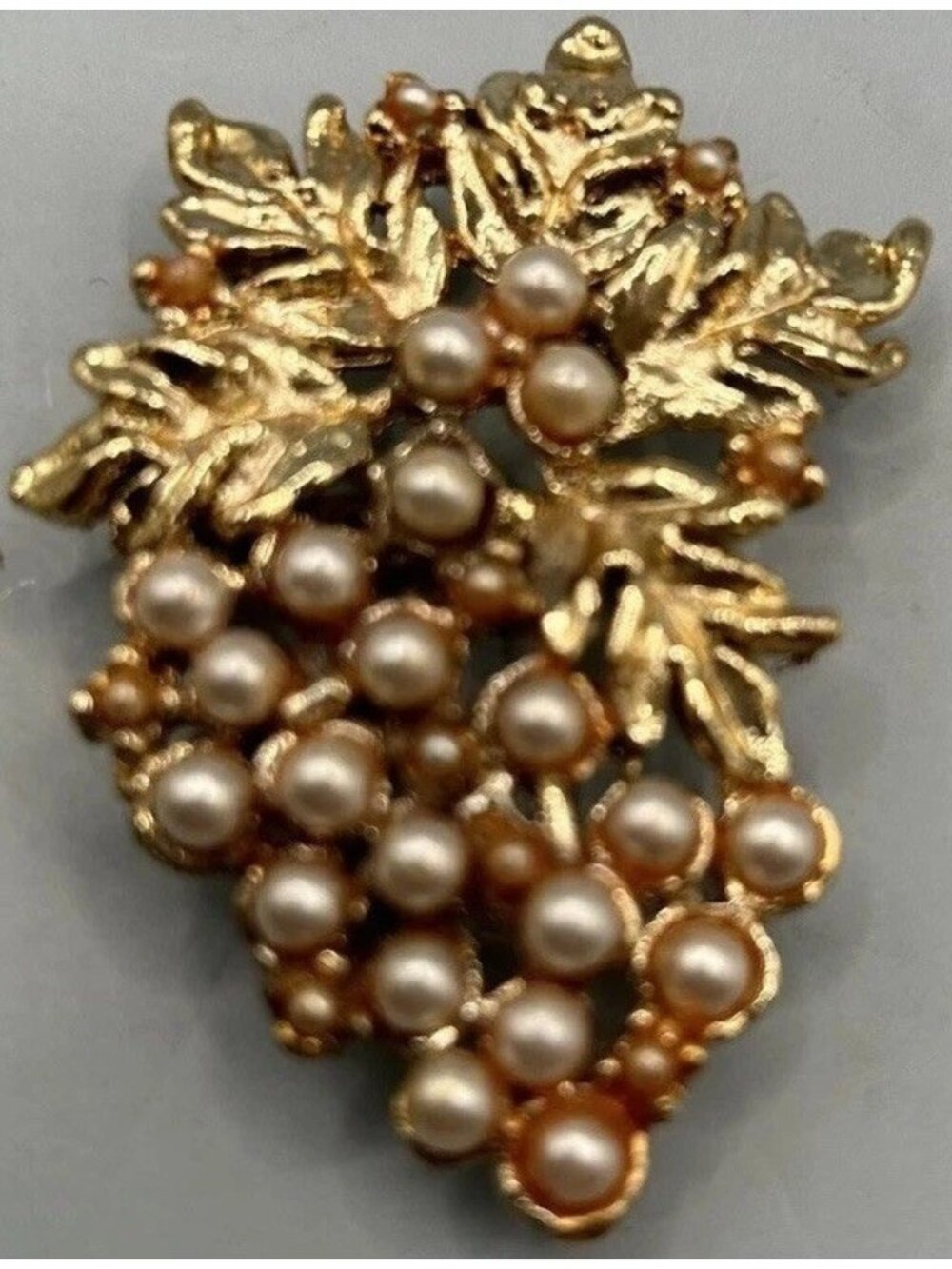 Vintage Grapes Leaf Pin Faux Pearl Pin Brooch with Rhinestones Goldtone